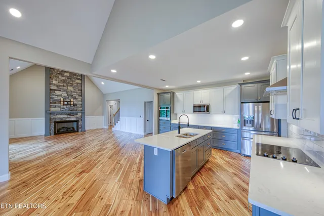 $950,000 | 322 Blount Circle, Rutledge, TN 37861