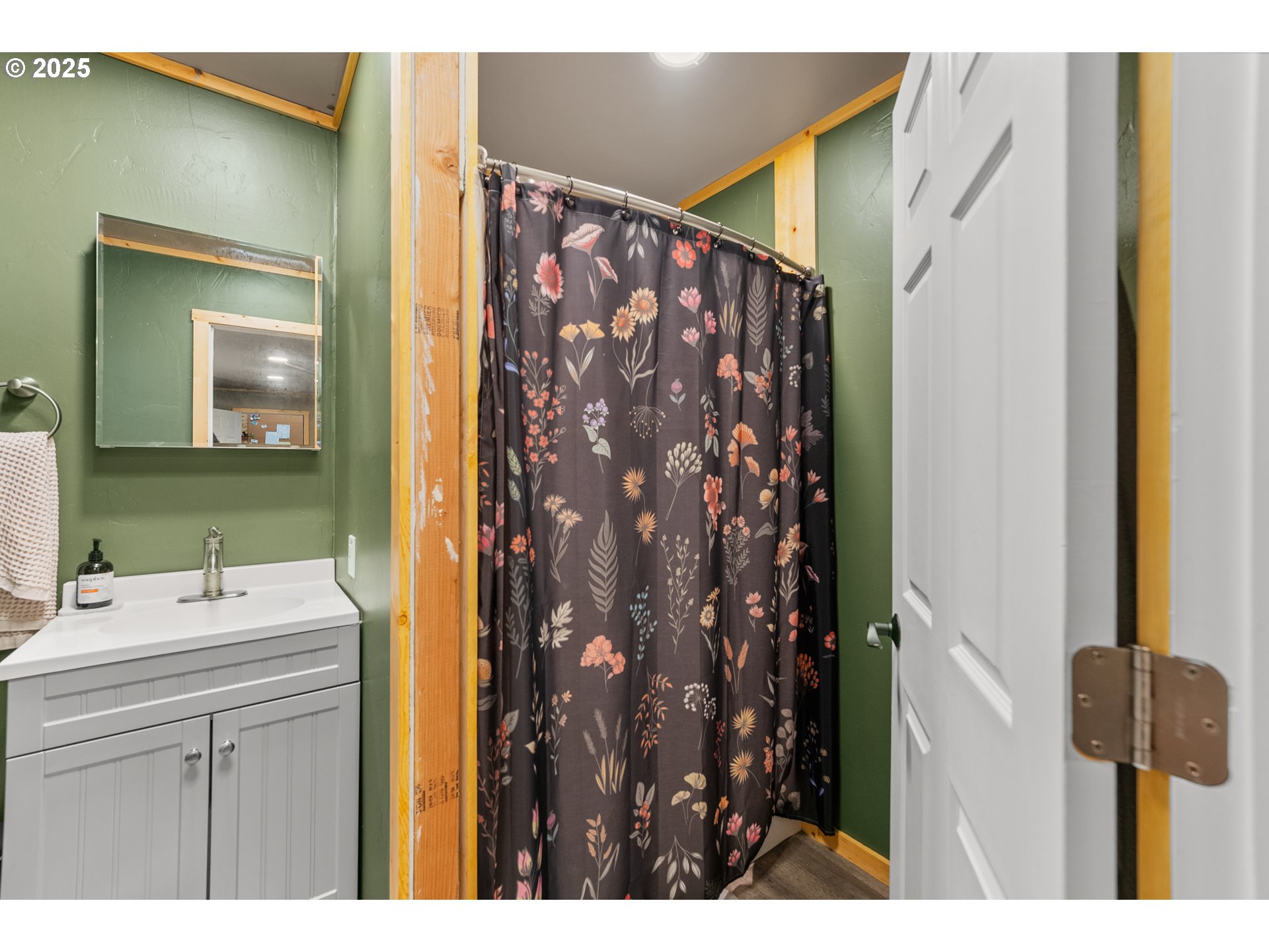 291 Callahan Road Roseburg, OR 97471 - Photo 33 of 45 Gallery Image 33