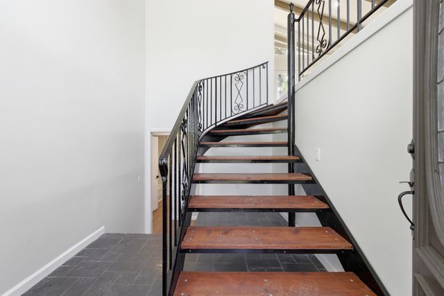 $690,000 | 4035 Kings Lane, Nashville, TN 37218