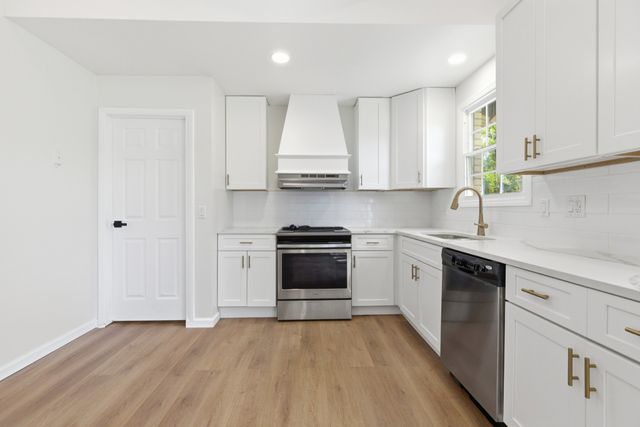 $690,000 | 4035 Kings Lane, Nashville, TN 37218