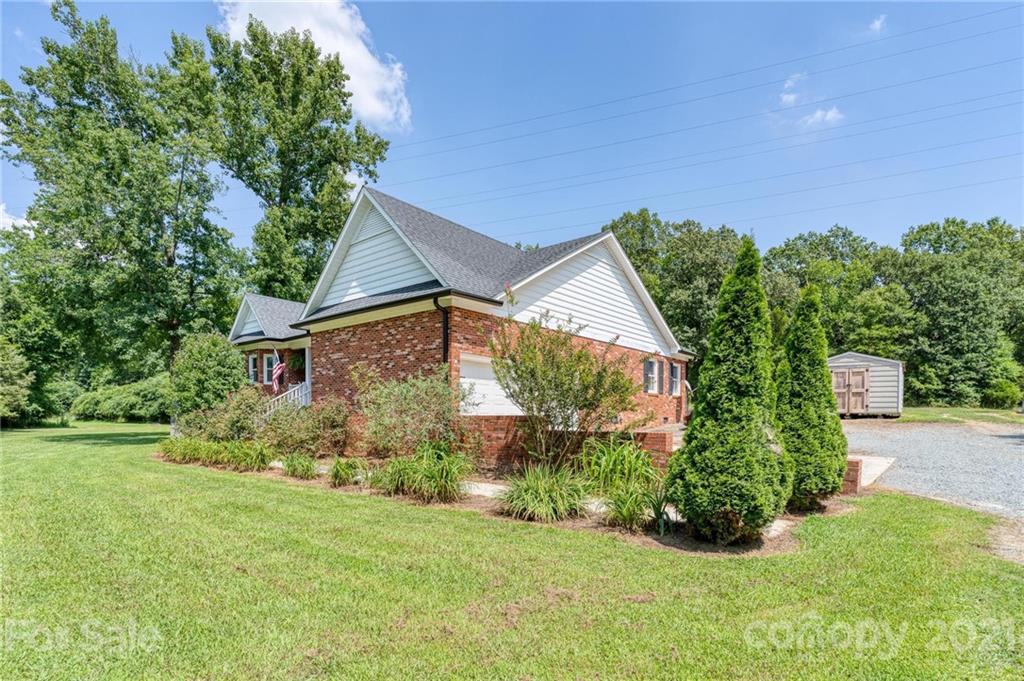 2205 Lancaster Avenue, Unit R40 Monroe, NC 28112 - Photo 2 of 24 Gallery Image 2