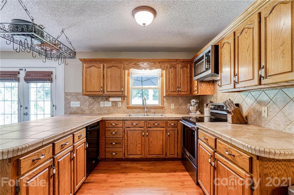 2205 Lancaster Avenue, Unit R40 Monroe, NC 28112 - Photo 9 of 24 Gallery Image 9