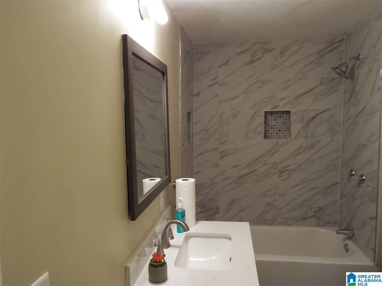 3920 Todd Avenue Southwest Birmingham, AL 35221 - Photo 8 of 24