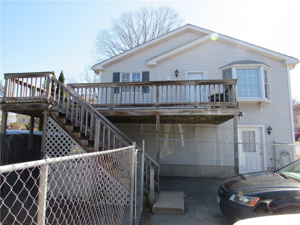 343 Knight Street Woonsocket, RI 02895 - Photo 4 of 25