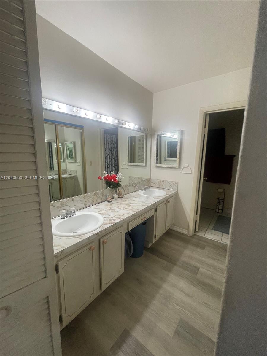 6945 West 2nd Way Hialeah, FL 33014 - Photo 22 of 25