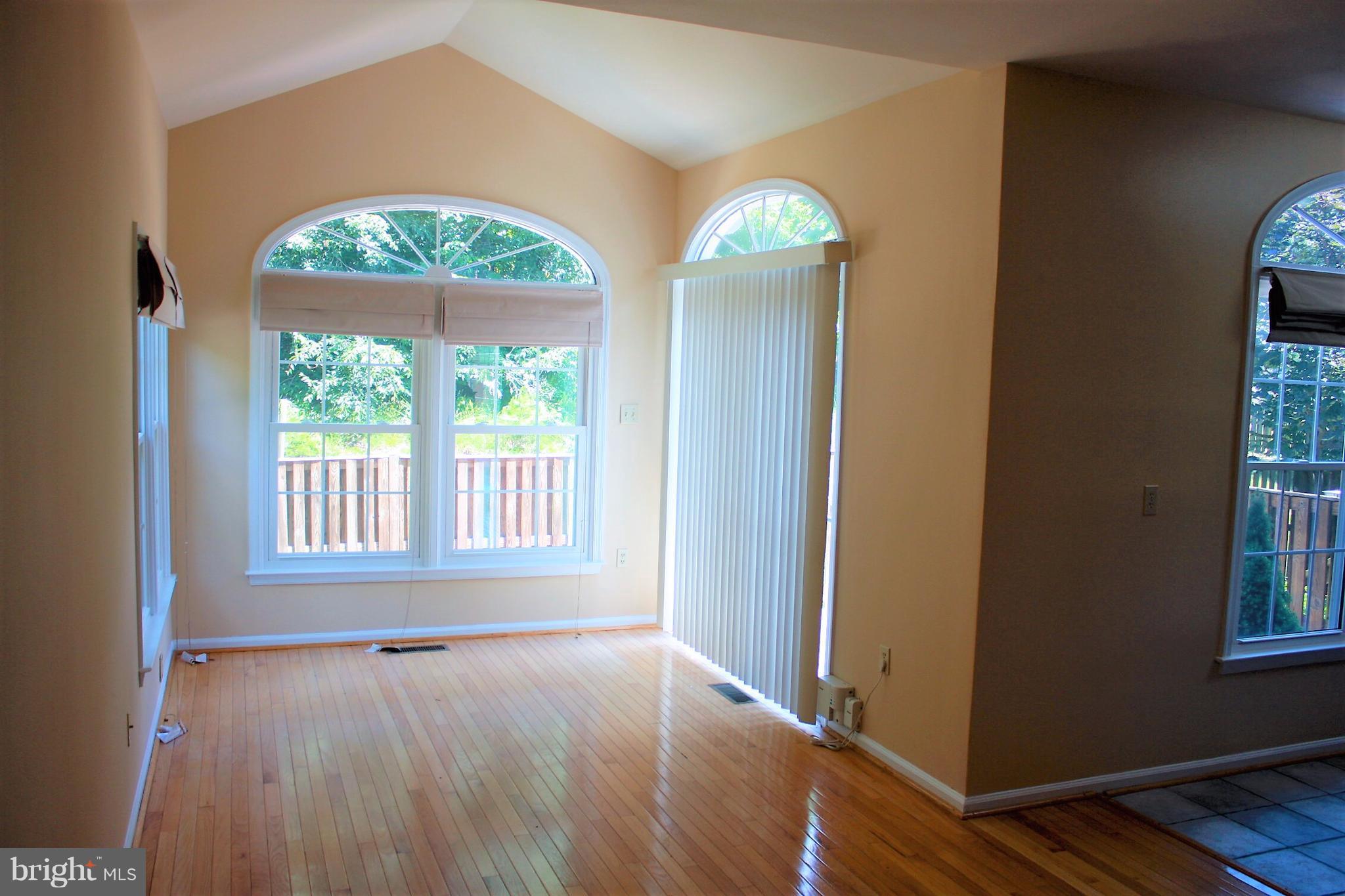 8705 Wadebrook Terrace Springfield, VA 22153 - Photo 12 of 21 Interior (General)