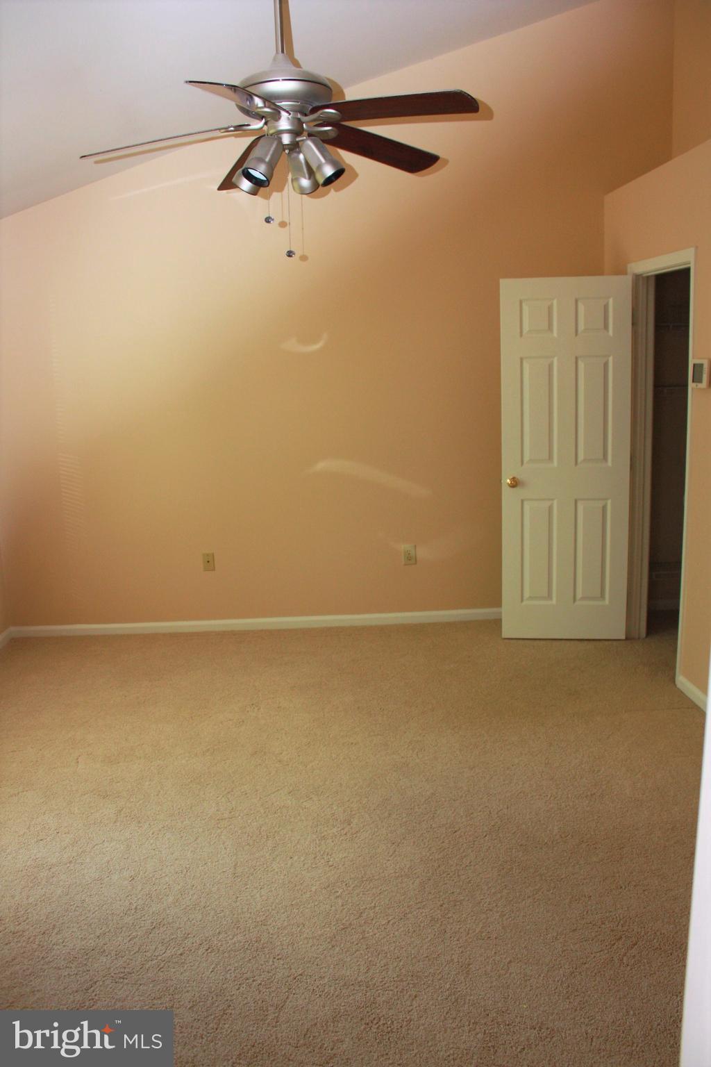 8705 Wadebrook Terrace Springfield, VA 22153 - Photo 19 of 21 Bedroom (Master)