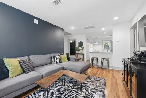 $325,000 | 204 B Lutie Street, Nashville, TN 37210