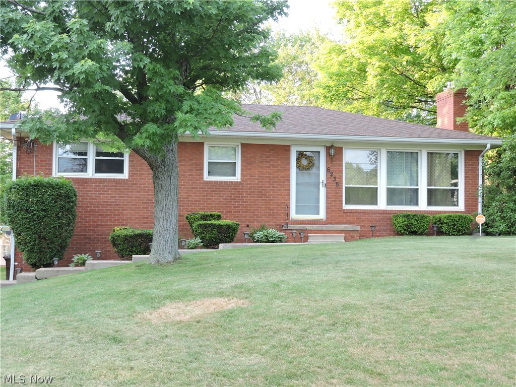 6235 Dodge Road Southwest Canton, OH 44706 - Photo 1 of 26 Gallery Image 1