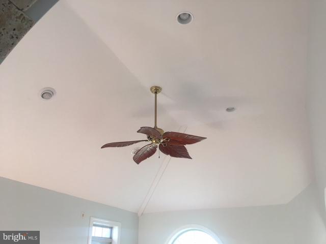 714 South Surf Road Ocean City, MD 21842 - Photo 12 of 38 Gallery Image 12