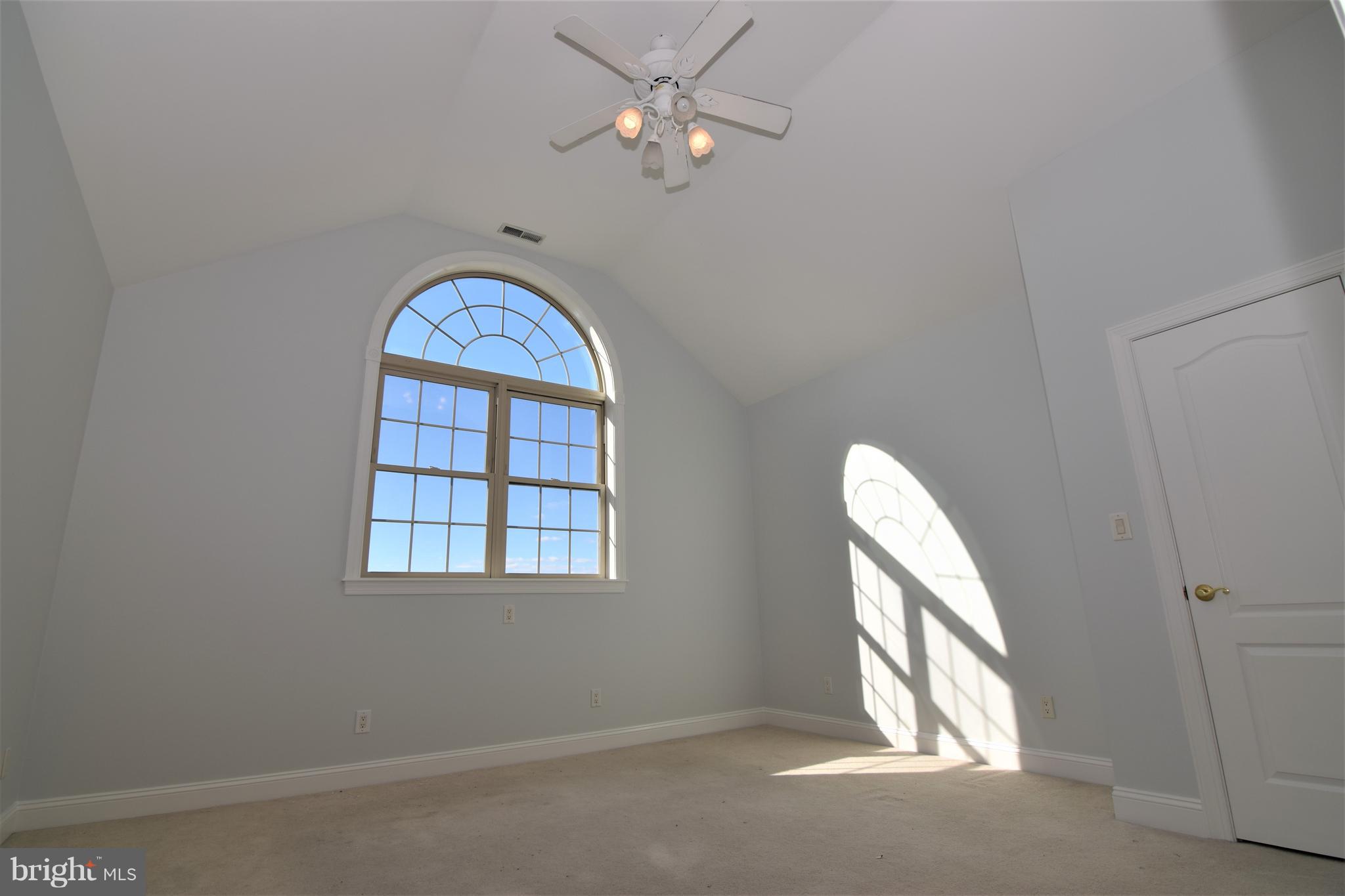 714 South Surf Road Ocean City, MD 21842 - Photo 25 of 38 Huge 3rd bedroom with high ceilings!!