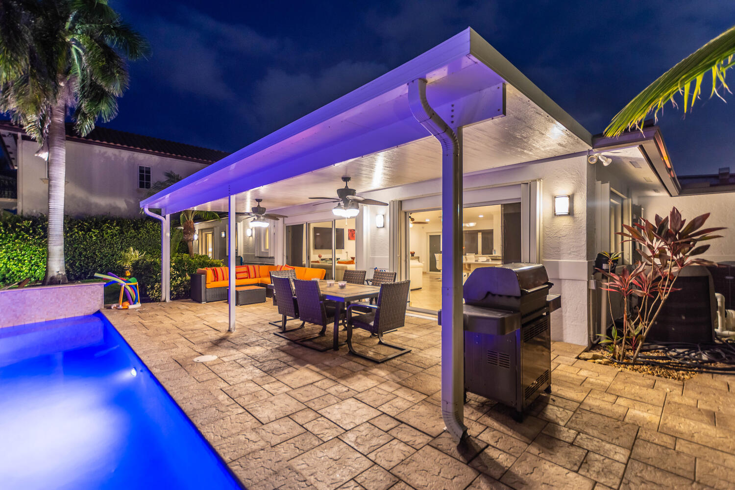 817 Northeast 71st Street Boca Raton, FL 33487 - Photo 23 of 43 817 NE 71st St Boca Raton FL-large-055-0