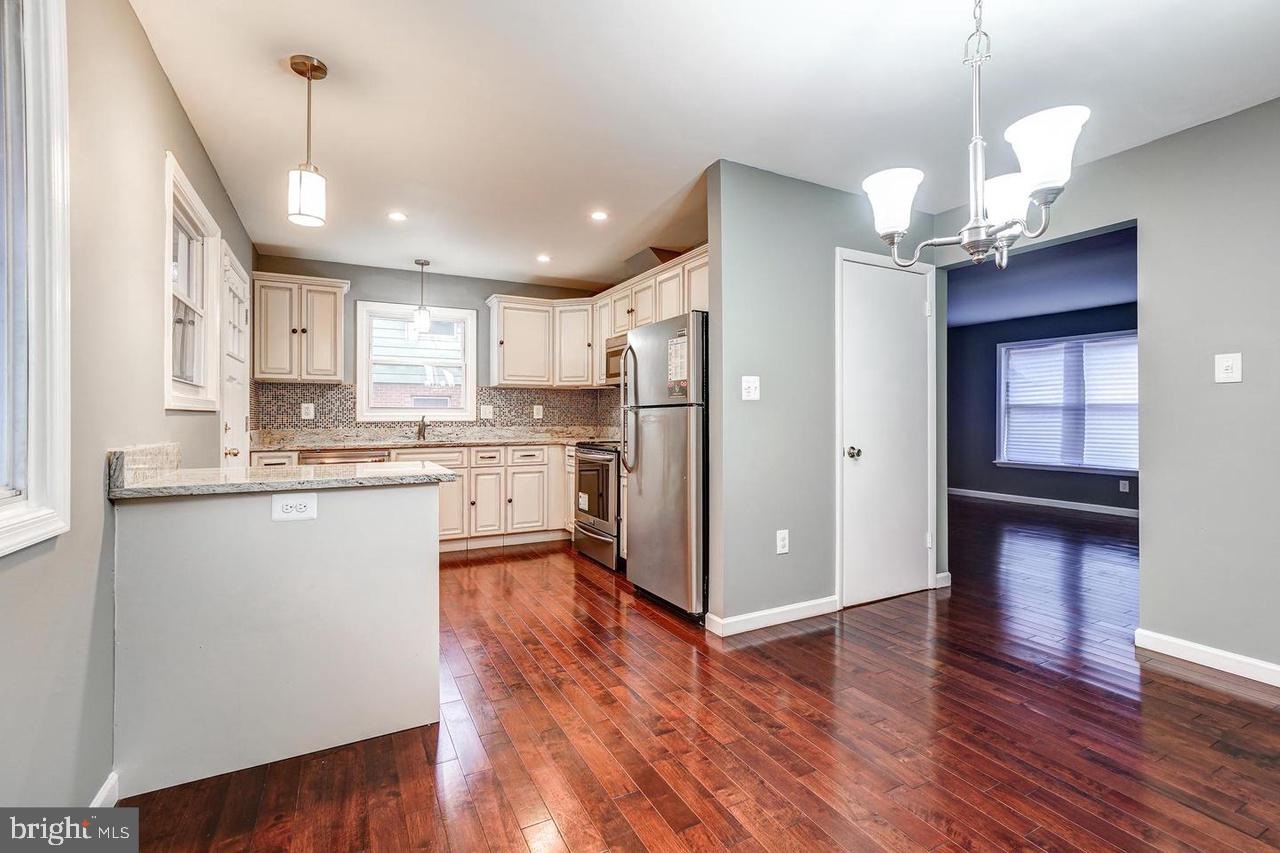 7610 Carissa Lane Laurel, MD 20707 - Photo 3 of 33