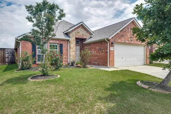 $2,300 | 14900 Frisco Ranch Drive, Little Elm, TX 75068