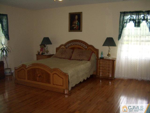 35 Burnham Road East Brunswick, NJ 08816 - Photo 12 of 25 Gallery Image 12