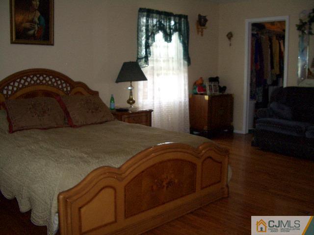 35 Burnham Road East Brunswick, NJ 08816 - Photo 13 of 25 Gallery Image 13