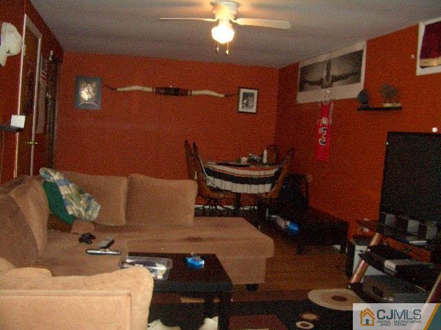 35 Burnham Road East Brunswick, NJ 08816 - Photo 20 of 25 Gallery Image 20
