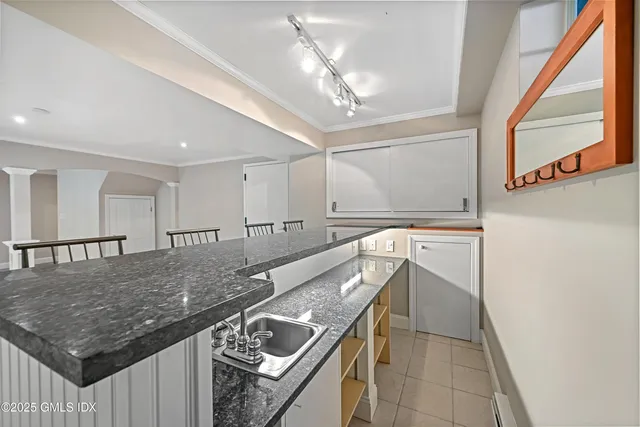 $2,995,000 | 38 Bedford Road, Greenwich, CT 06831