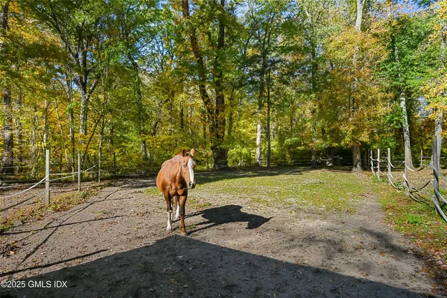 $2,995,000 | 38 Bedford Road, Greenwich, CT 06831