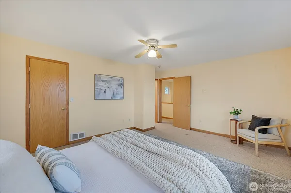 $575,000 | 320 North Street, Sequim, WA 98382