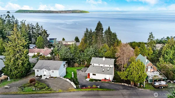 $575,000 | 320 North Street, Sequim, WA 98382