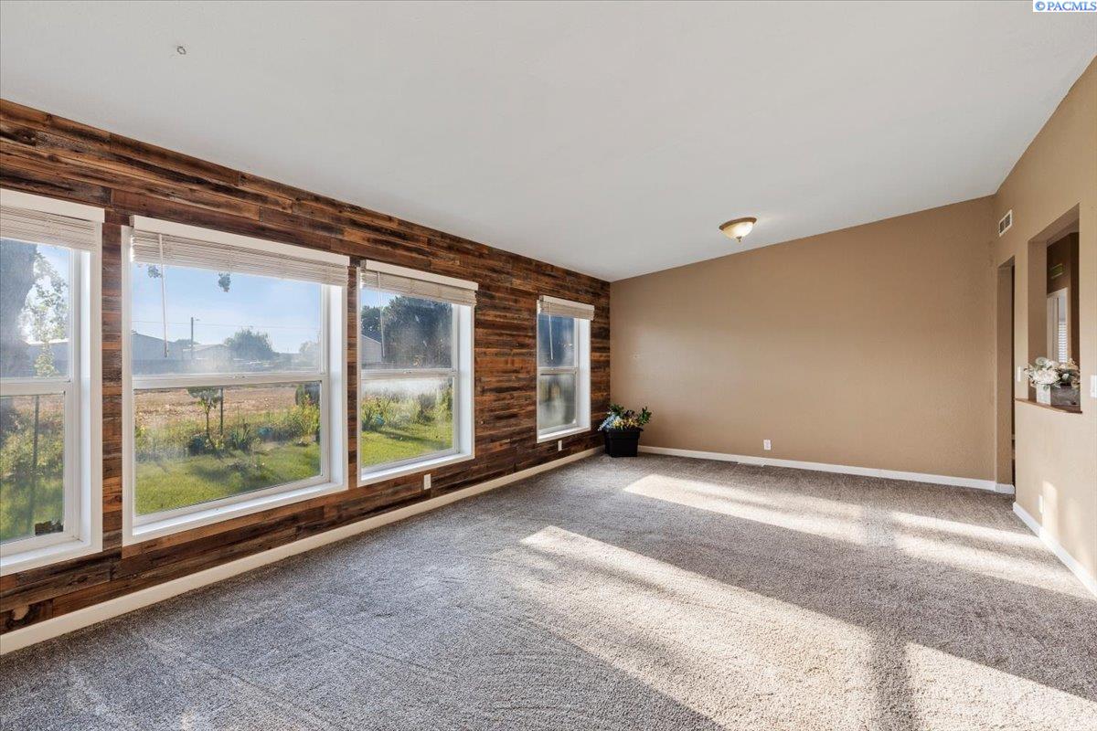 23904 South Ruff Prairie Southeast Kennewick, WA 99337 - Photo 14 of 41 Gallery Image 14