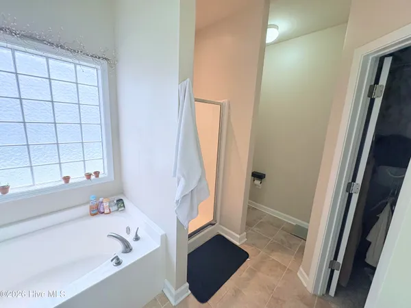 $2,000 | 174 Moonstone Court, Jacksonville, NC 28546