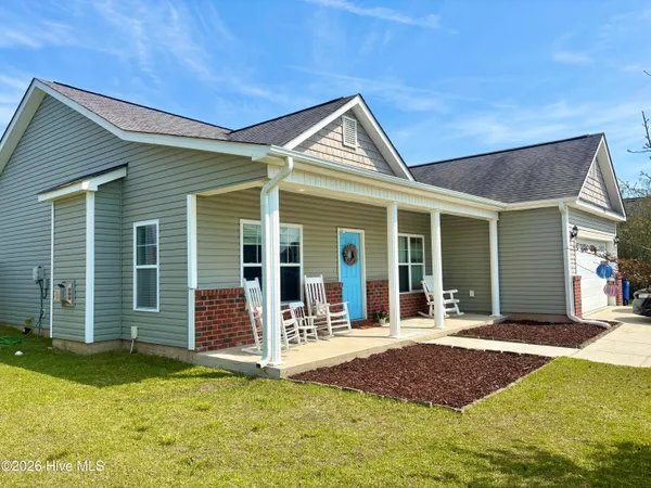 $2,000 | 174 Moonstone Court, Jacksonville, NC 28546