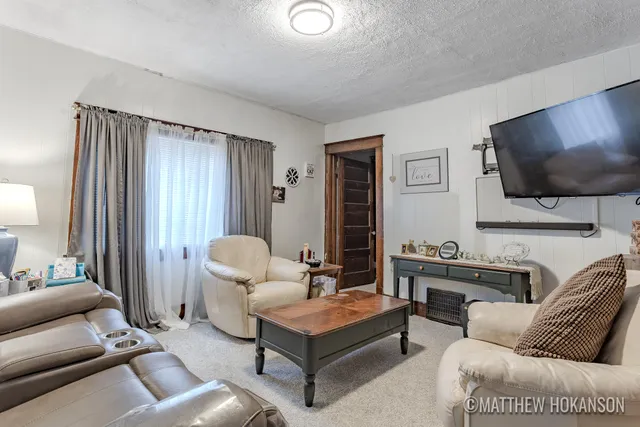 $194,000 | 728 South Dibble Street, Hastings, MI 49058