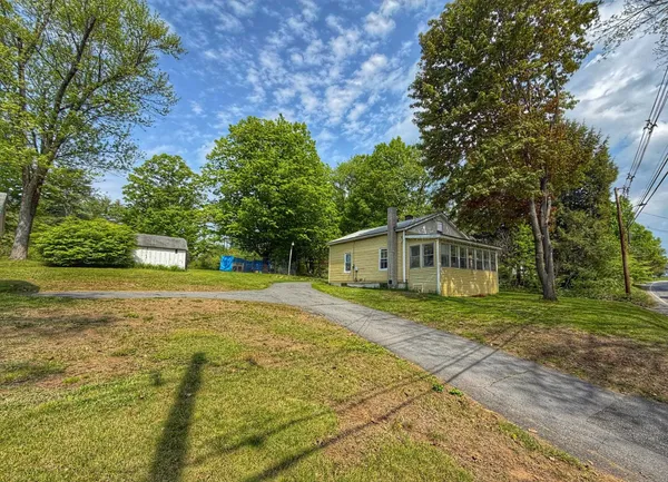 $265,000 | 160 Elm Street, Claremont, NH 03743