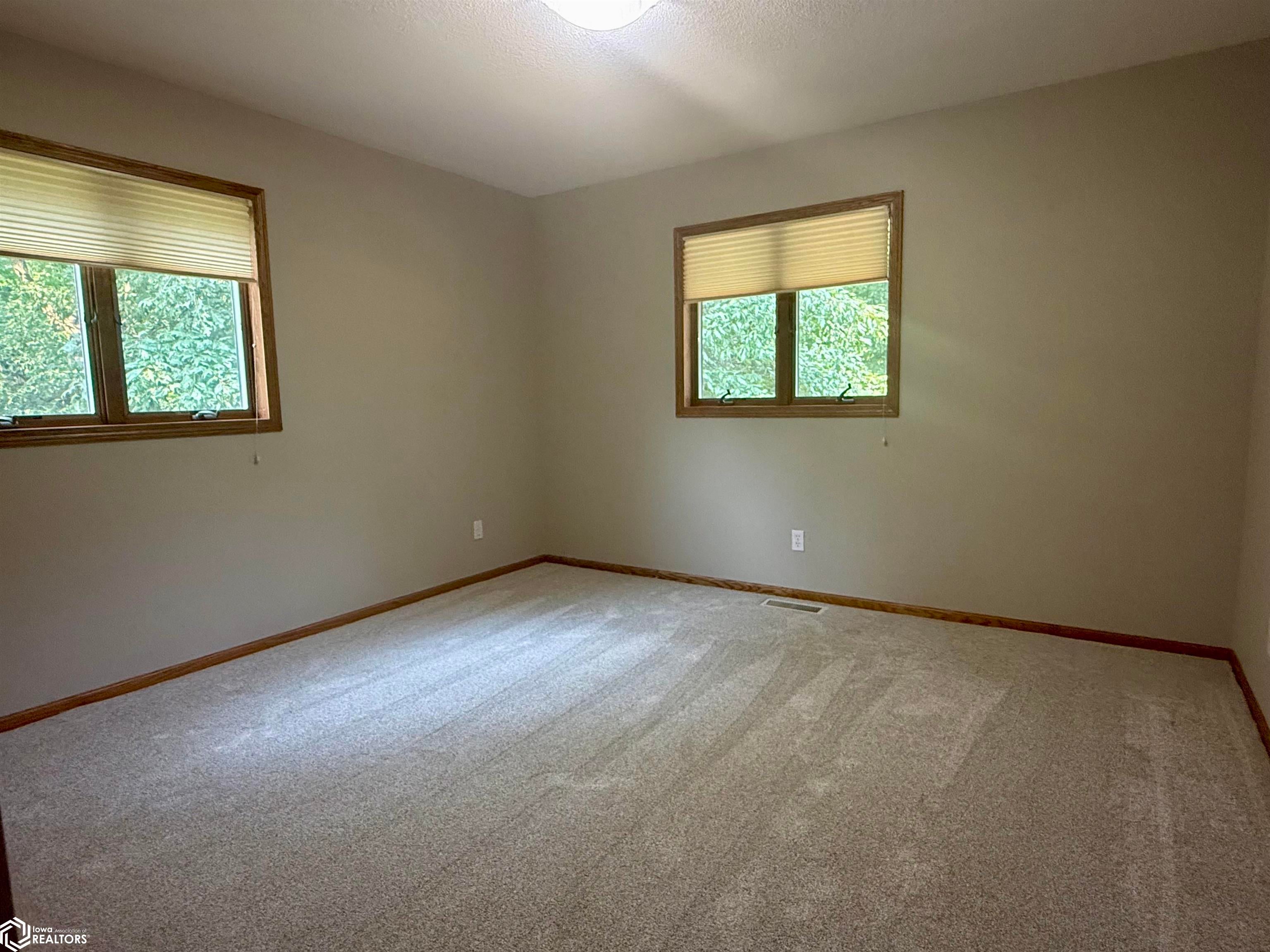 500 Greenewood Road Jefferson, IA 50129 - Photo 22 of 46 Gallery Image 22
