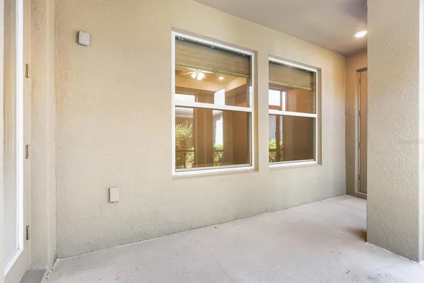 $385,900 | 13892 Kingfisher Glen Drive, Lithia, FL 33547