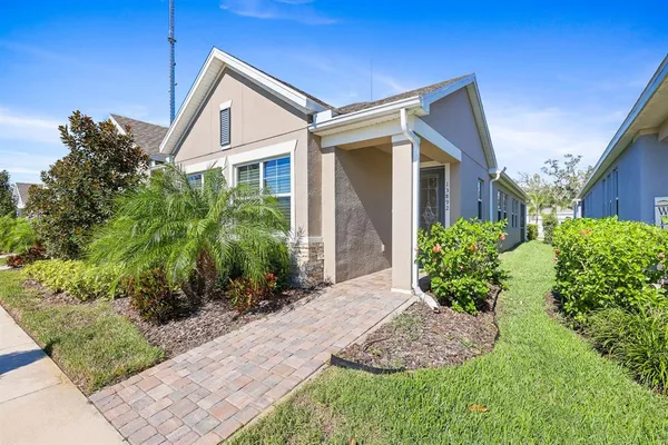 $385,900 | 13892 Kingfisher Glen Drive, Lithia, FL 33547