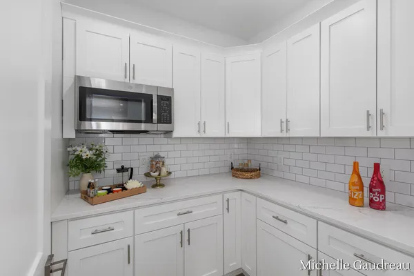 $599,900 | 3591 Leaf Lane, Freeport, MI 49325