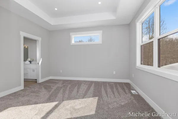 $599,900 | 3591 Leaf Lane, Freeport, MI 49325