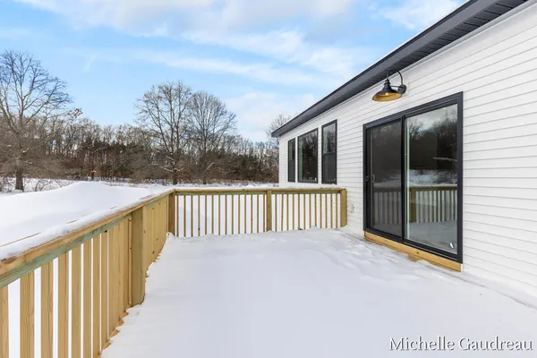 $599,900 | 3591 Leaf Lane, Freeport, MI 49325