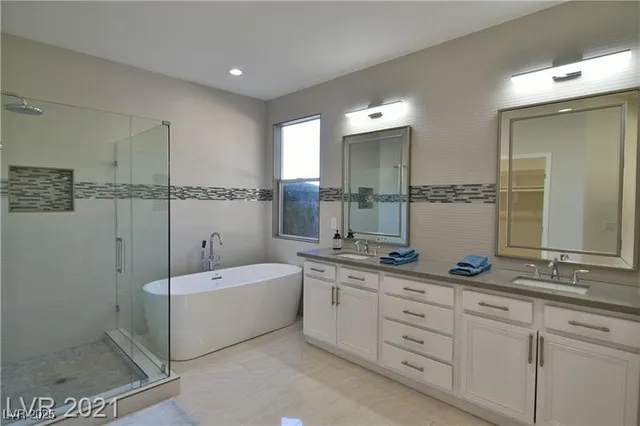 $7,000 | 385 Glenridding Street, Las Vegas, NV 89183