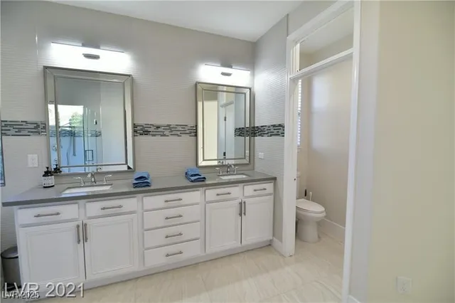 $7,000 | 385 Glenridding Street, Las Vegas, NV 89183