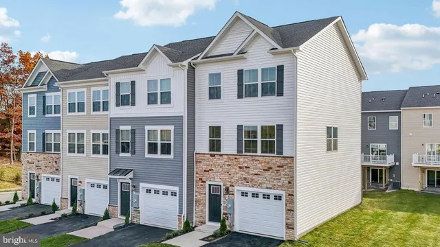 $399,990 | 149 Willett Holw Street, Stephens City, VA 22655