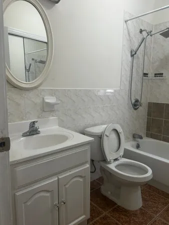 $2,000 | 845 Boulevard East, Unit 3A, Weehawken, NJ 07086