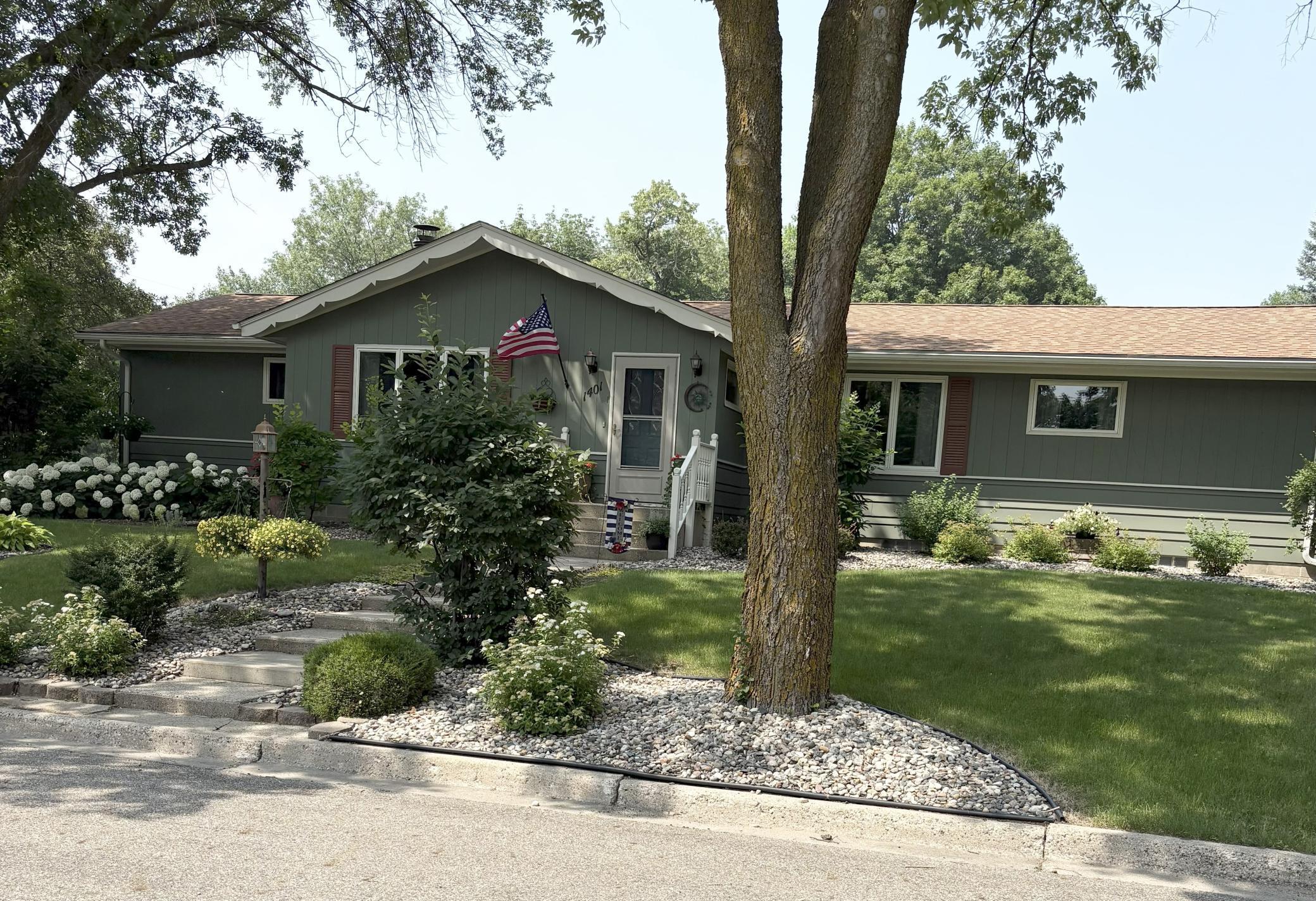 1401 North 4th Street Montevideo, MN 56265 - Photo 3 of 48