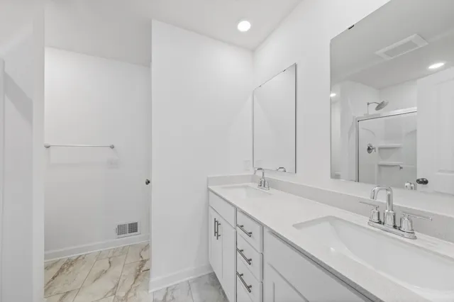 $438,155 | 158 Ridgeview Lane, Elko New Market, MN 55054