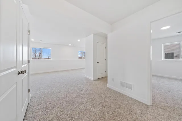 $438,155 | 158 Ridgeview Lane, Elko New Market, MN 55054