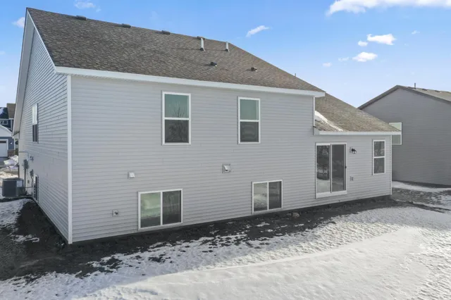 $438,155 | 158 Ridgeview Lane, Elko New Market, MN 55054