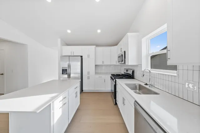 $438,155 | 158 Ridgeview Lane, Elko New Market, MN 55054