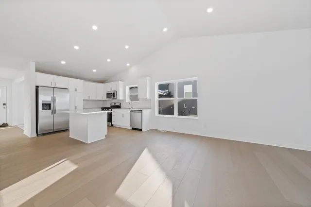 $438,155 | 158 Ridgeview Lane, Elko New Market, MN 55054