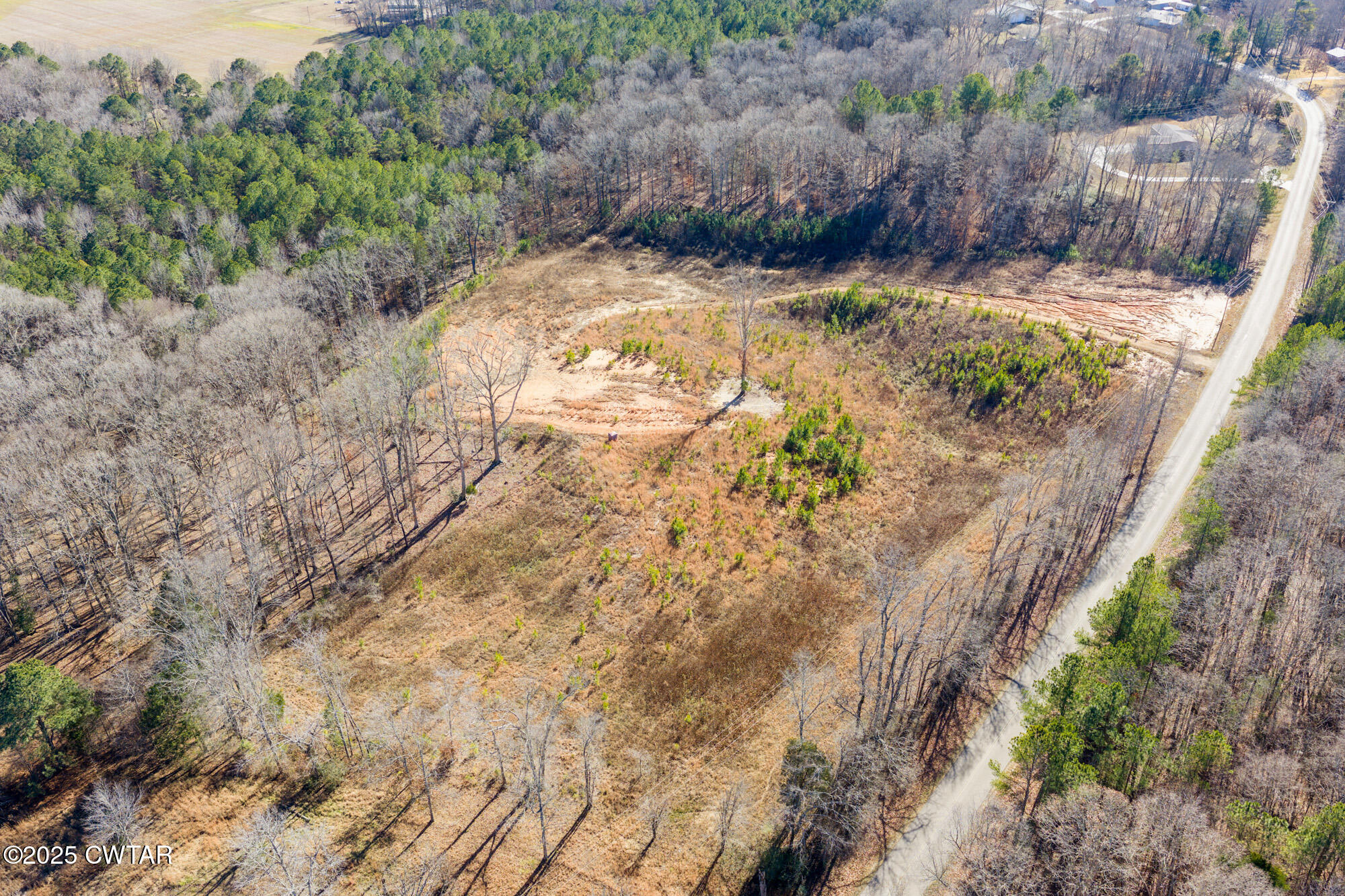 709 Broadway Road North Lexington, TN 38351 - Photo 2 of 11 DJI_20251219125003_0150_D