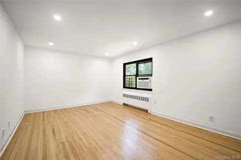 $330,000 | 73-10 Springfield Boulevard, Unit B | Oakland Gardens