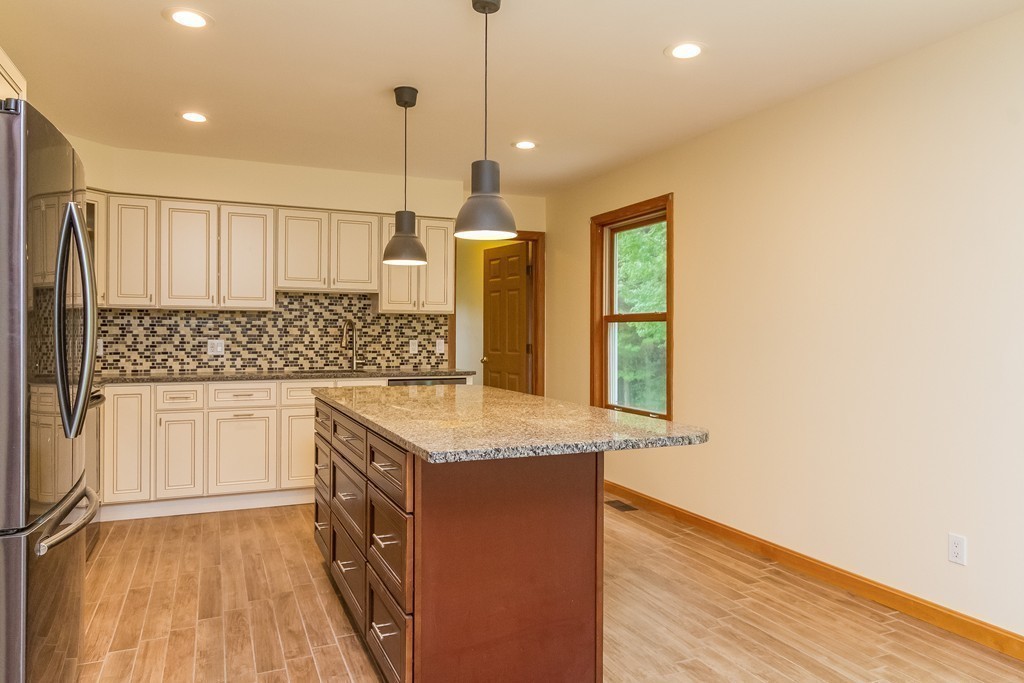66 Groton Road Shirley, MA 01464 - Photo 3 of 30