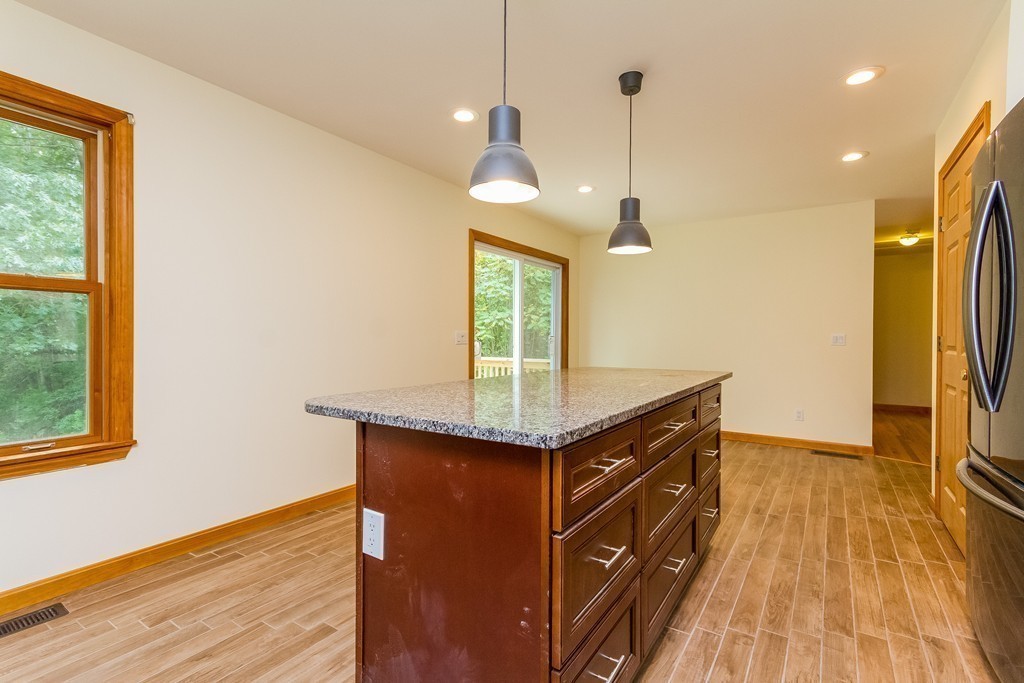 66 Groton Road Shirley, MA 01464 - Photo 4 of 30